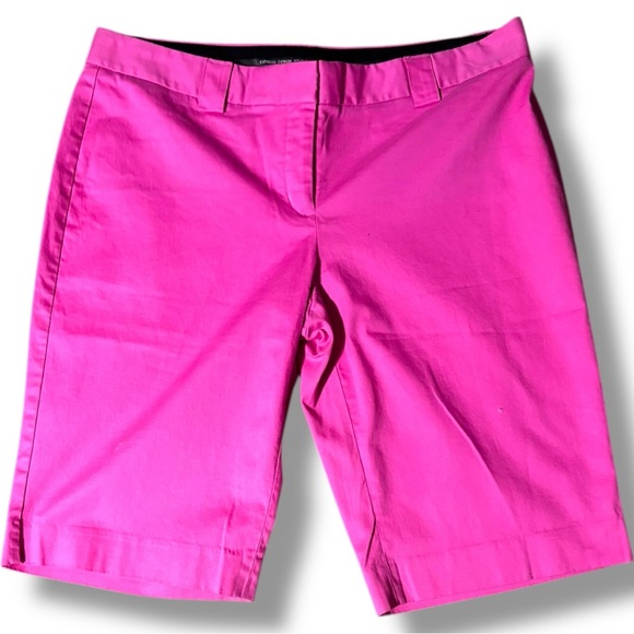 Express Design Studio Chic Bright Pink Soft Cotton Women's Bermuda Shorts - Picture 1 of 11